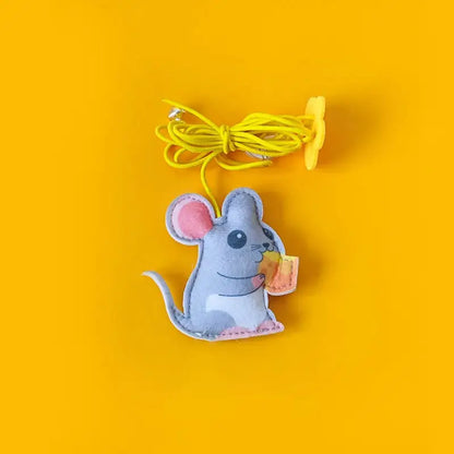 Adjustable Swinging Toy Pets - Cats, Dogs